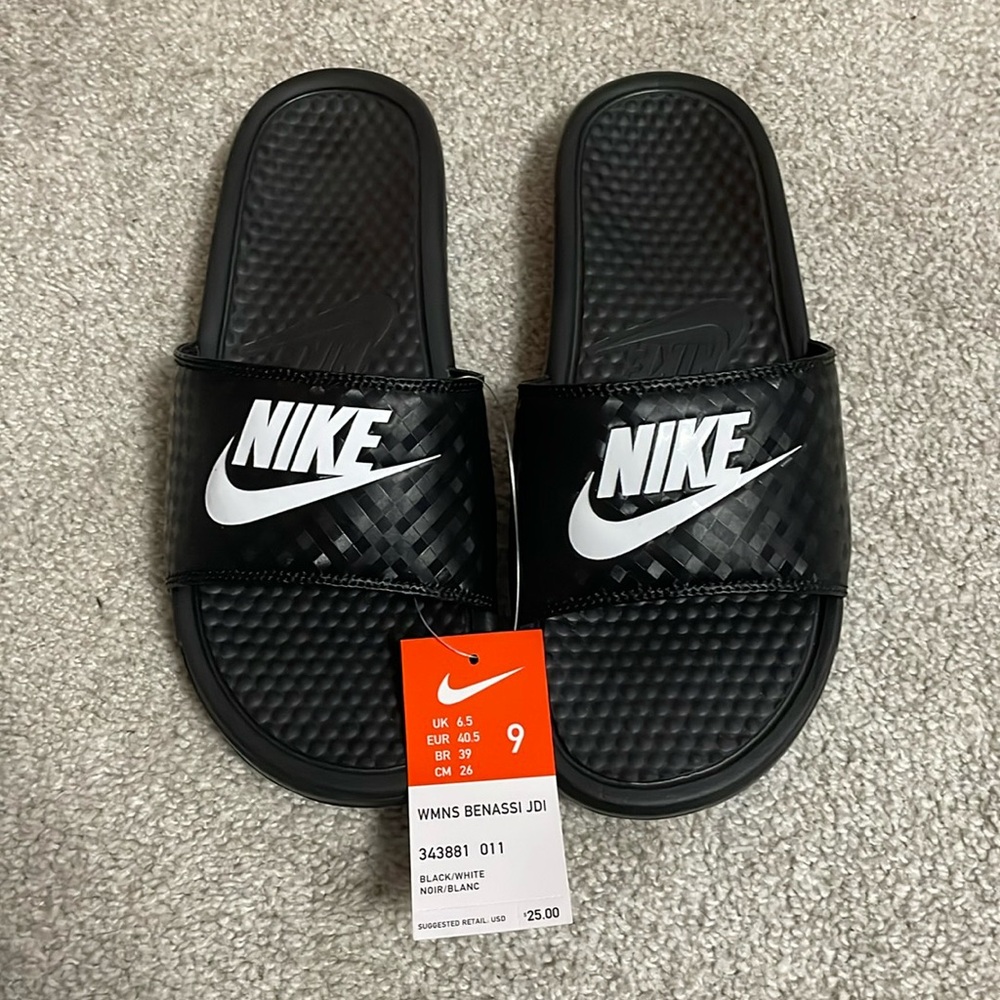 Nike slides